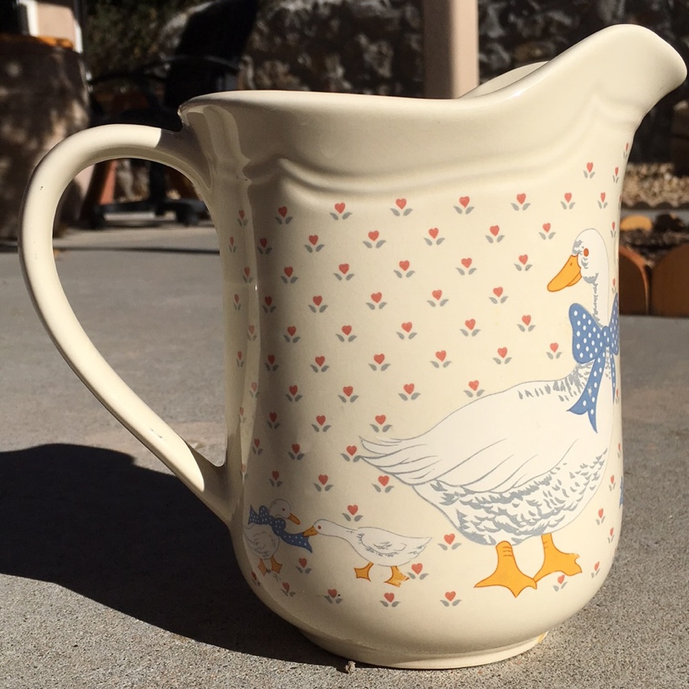 Ducks Vintage cottage core Drink jug 🍹
